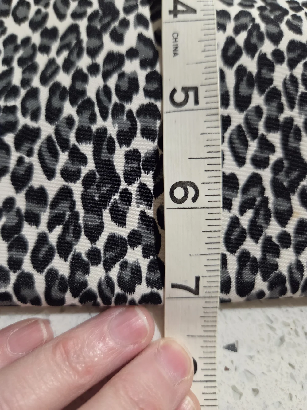 AMazing Kate Spade Black & White Leopard-Print Handbag With Metal Handles Y2K